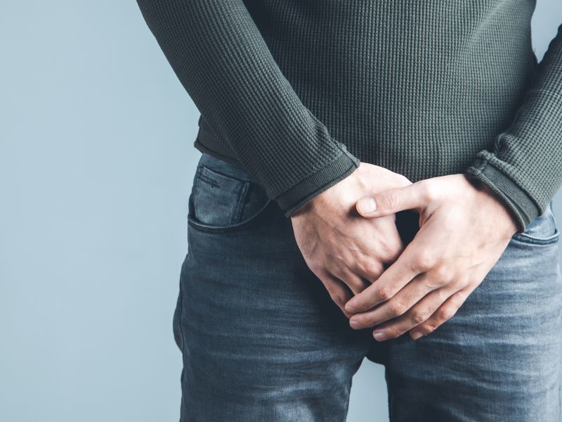 uomo dolore prostata ingrossata